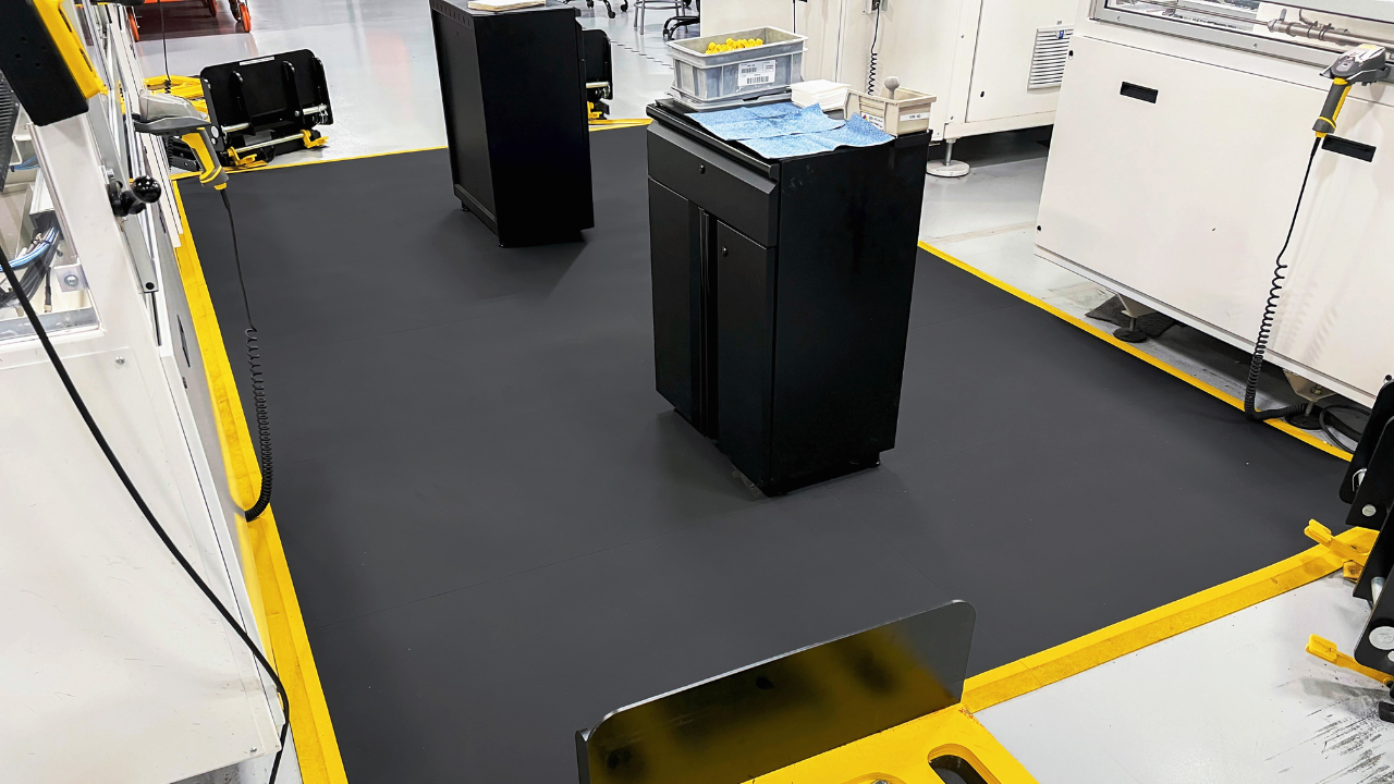 100-1 Series, Yellow Border