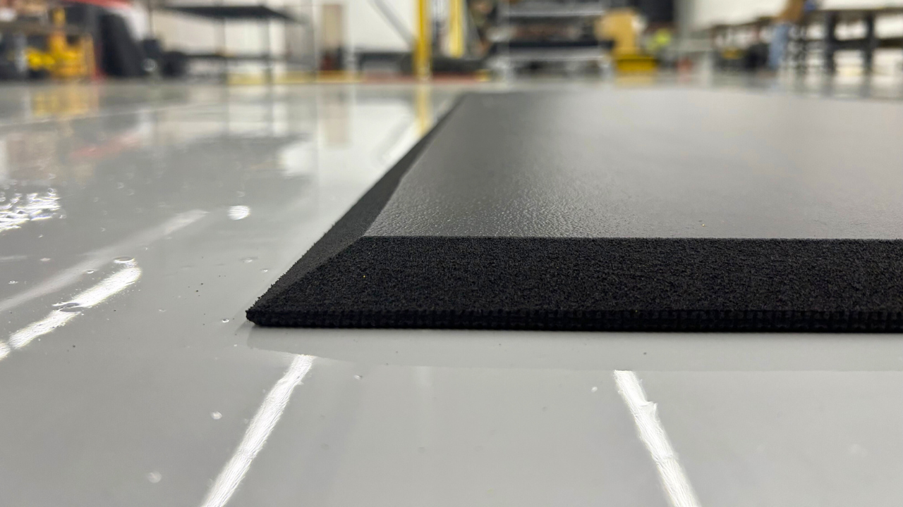 100-Cleanroom Series, Plain Border, 4' Wide | AcroMat