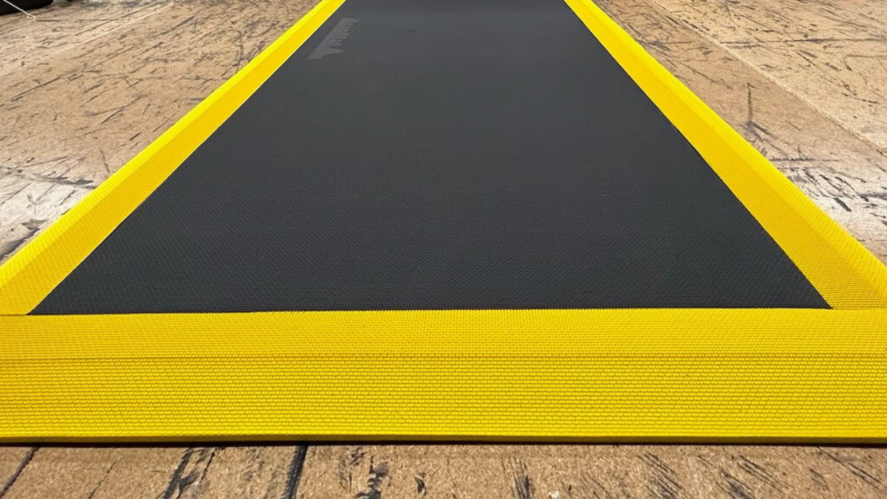 100-1 Series, Yellow Border, 4’ Wide