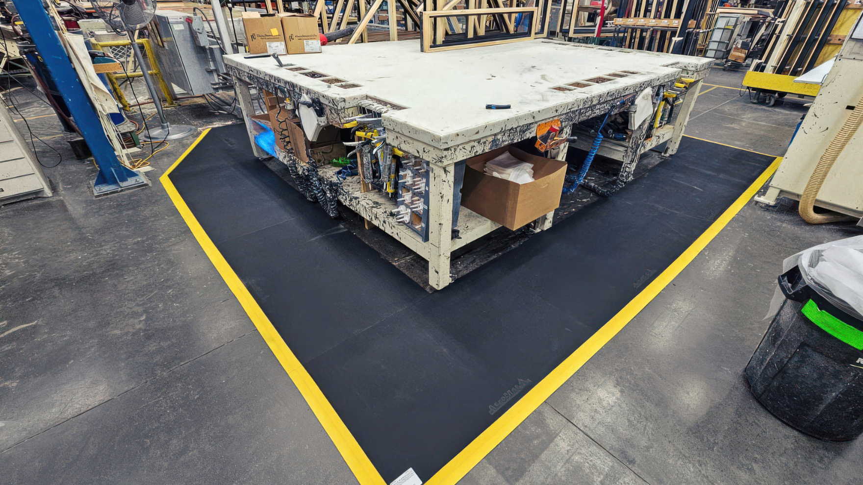 Andersen Windows Replaces Modular Tiles With Custom Anti-Fatigue Mats