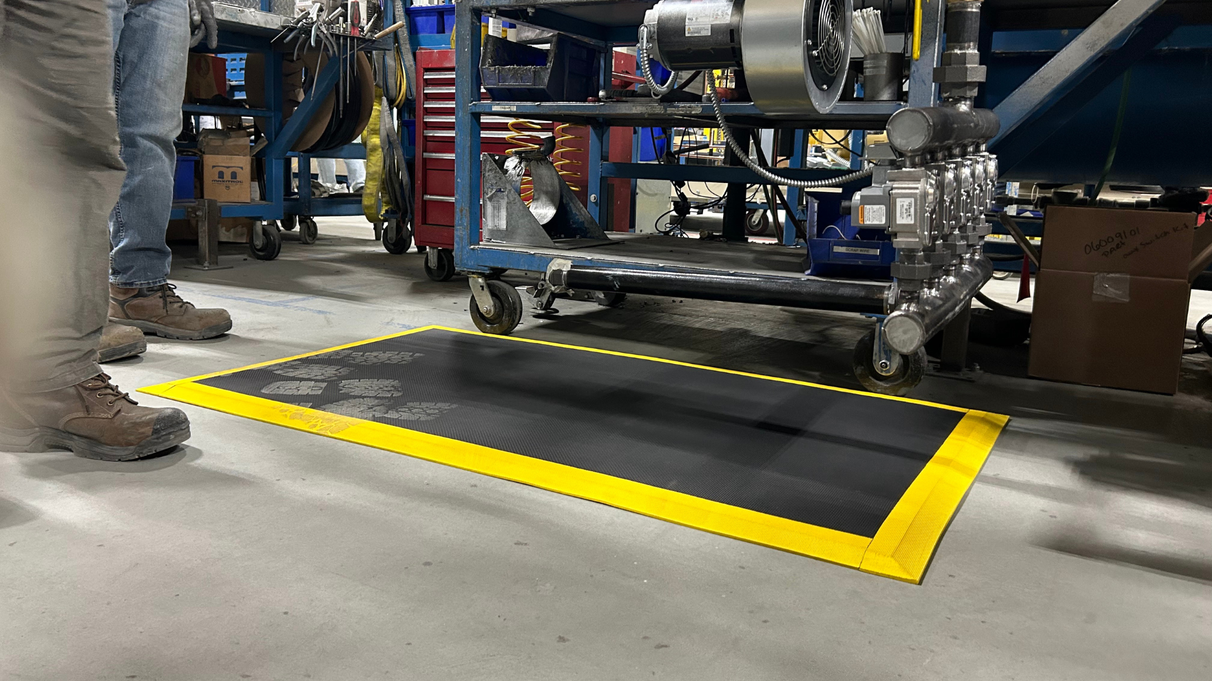 5 Key Steps When Sampling Anti-Fatigue Mats